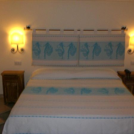 Hotel Maxim Olbia Exterior photo