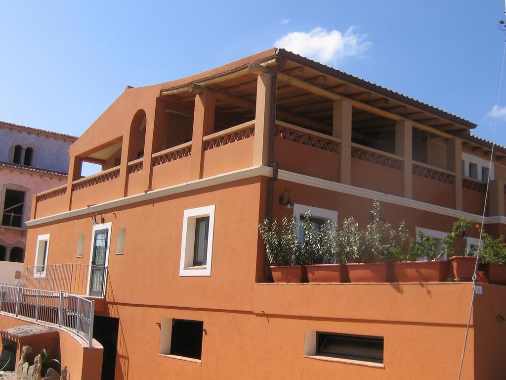 Hotel Maxim Olbia Exterior photo