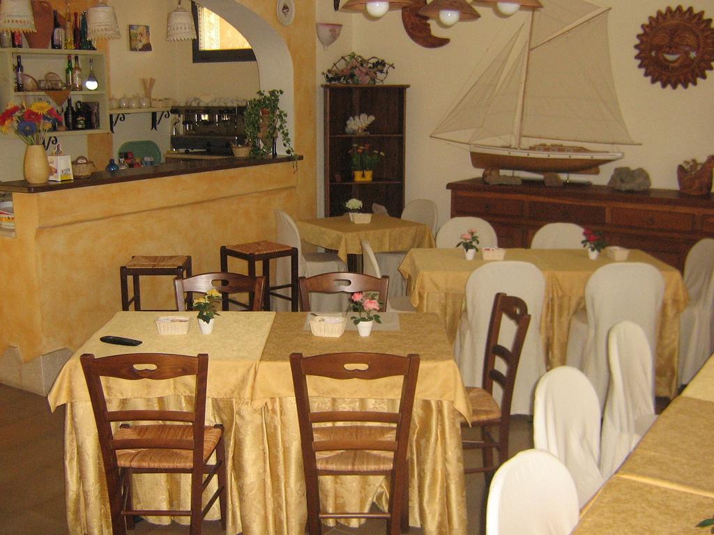Hotel Maxim Olbia Exterior photo